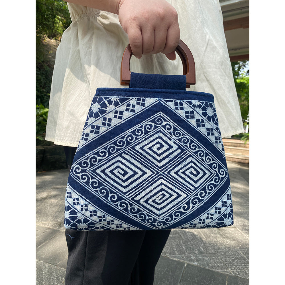 Handmade batik commuting wooden handle handbag for women