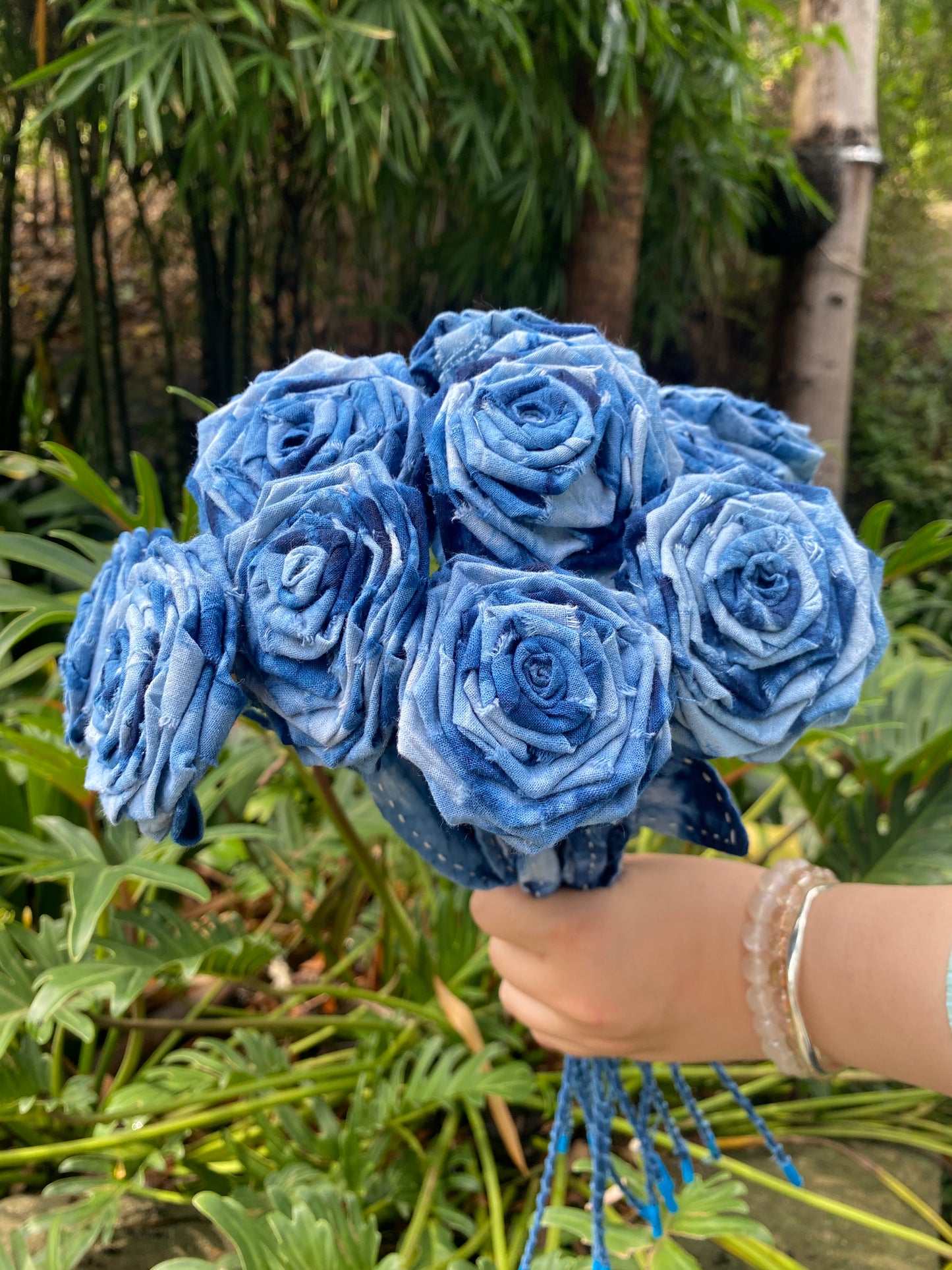 Tie-Dye Handmade Fabric Blue Roses, Fabric Flowers, Home Decor Flowers, Wedding Decoration, Mother's Day Gifts, Christmas Flower Gifts, Handmade Birthday Gifts (1 Tie-Dye Rose)
