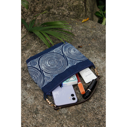 Handmade batik handbag, women's wrist bag with zipper, casual bag