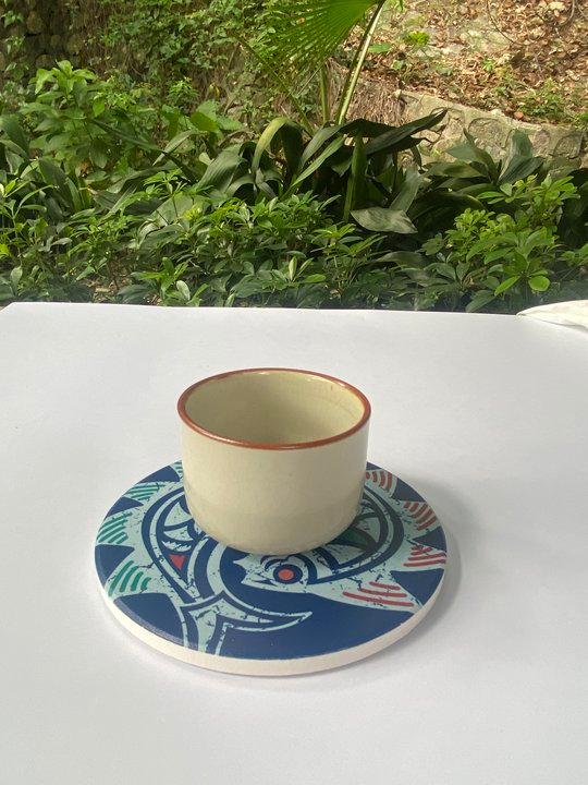 Keramikuntersetzer mit ethnischem Muster aus Guizhou, handgefertigte Untersetzer, Kunstuntersetzer, einzigartige Tischdekoration, rutschfeste Keramik-Getränkeuntersetzer, Geschenke, Souvenirs